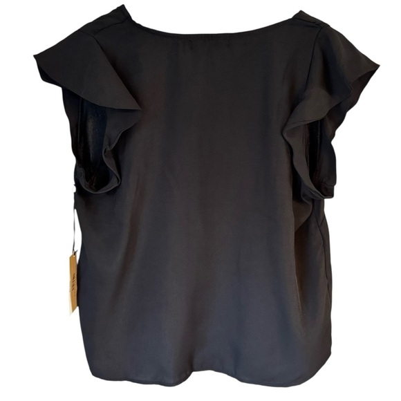 NWT Yana K Flutter Sleeved V-Neck Black Zuma Top Sz L - Capsule Wardrobe Classic - Picture 2 of 6